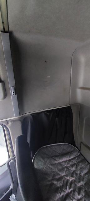 КАМАЗ Седельный тягач КАМАЗ 5490-801-DC (газодизель) — фото 41