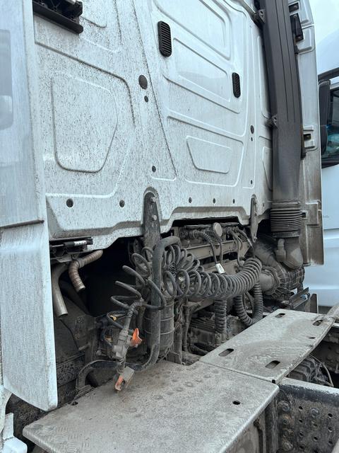 КАМАЗ Седельный тягач КАМАЗ 54901-70014-СА — фото 25