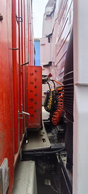 ТЗА Полуприцеп ТЗА 588510 (шторный) - 13,6 м — фото 4