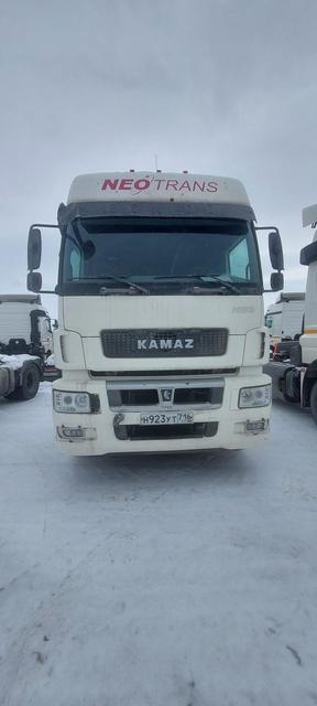 КАМАЗ Седельный тягач КАМАЗ 5490-801-DC (газодизель)