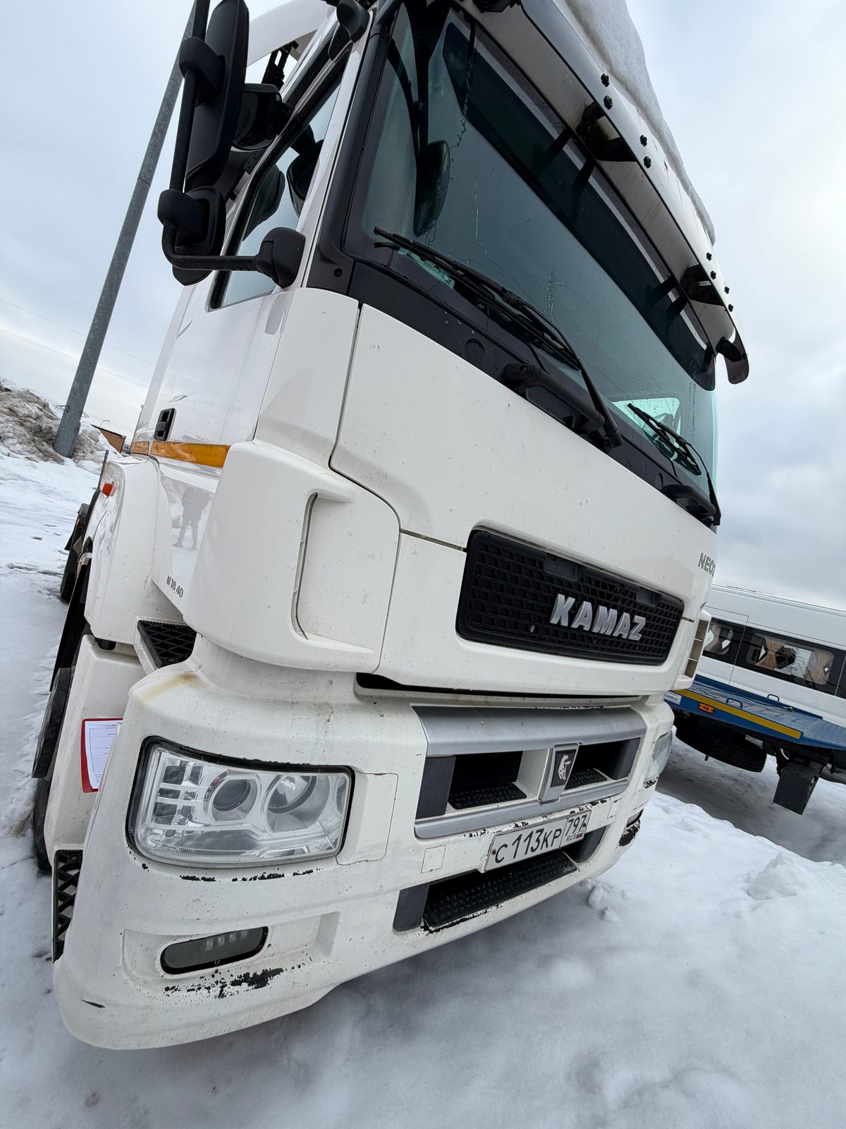КАМАЗ Седельный тягач КАМАЗ 5490-80802-90(5P) (СПГ)