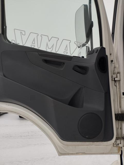 КАМАЗ Седельный тягач КАМАЗ 5490-801-DC (газодизель) — фото 35