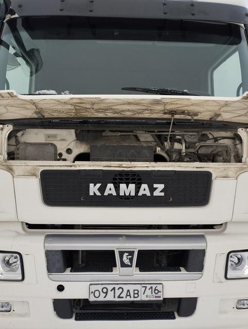 КАМАЗ Седельный тягач КАМАЗ 5490-801-DC (газодизель) — фото 2