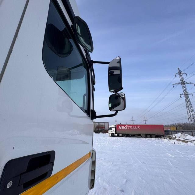 КАМАЗ Седельный тягач КАМАЗ 5490-801-DC (газодизель) — фото 16