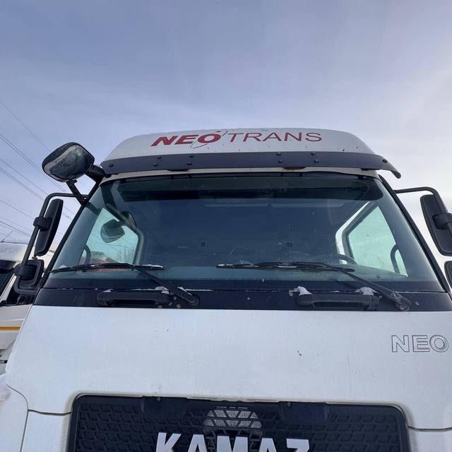 КАМАЗ Седельный тягач КАМАЗ 5490-801-DC (газодизель) — фото 37