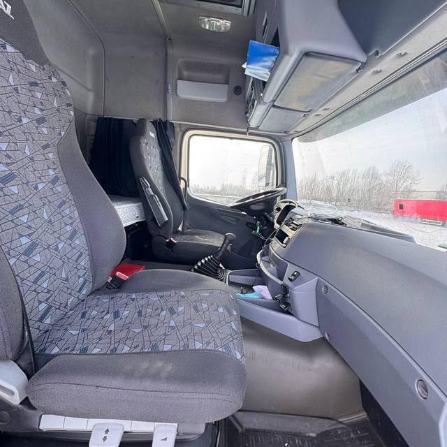 КАМАЗ Седельный тягач КАМАЗ 5490-801-DC (газодизель) — фото 19