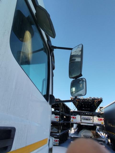 КАМАЗ Седельный тягач КАМАЗ 5490-801-DC (газодизель) — фото 8