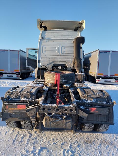 КАМАЗ Седельный тягач КАМАЗ 5490-801-DC (газодизель) — фото 21