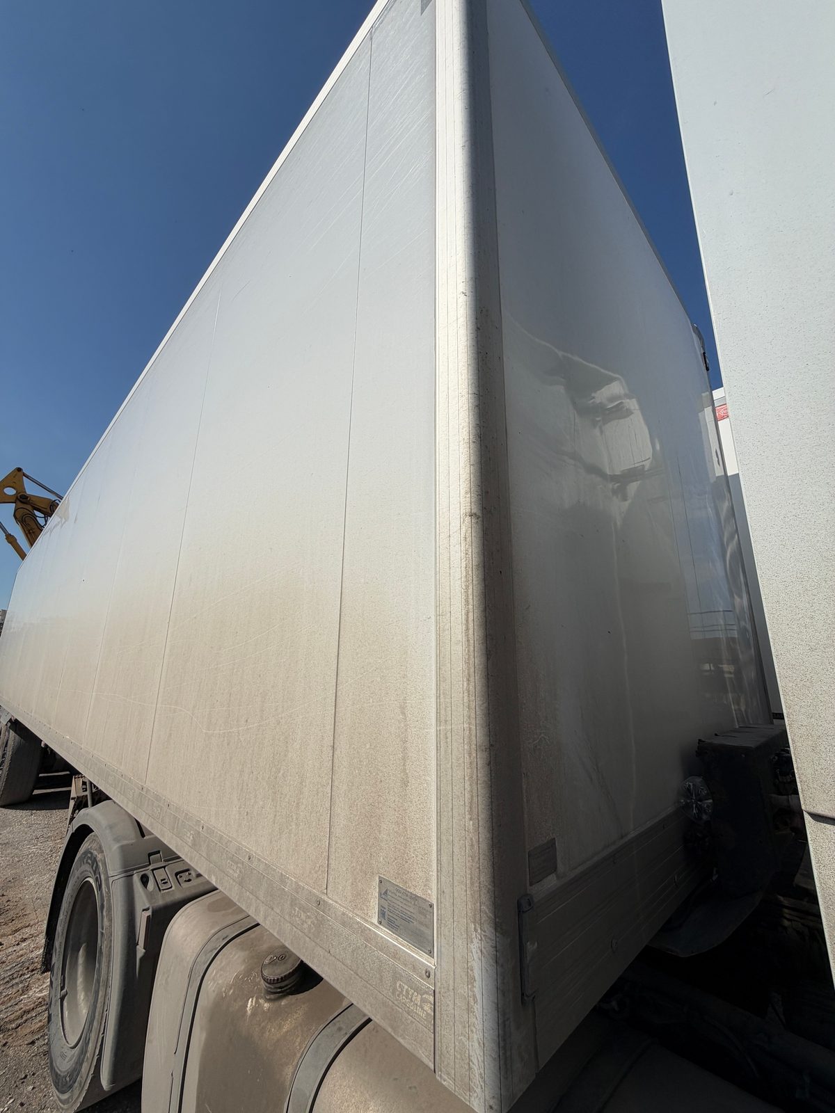 CTTM Полуприцеп изотермический CTTM CARGOLINE 9722-0000-90 - 13,5 м