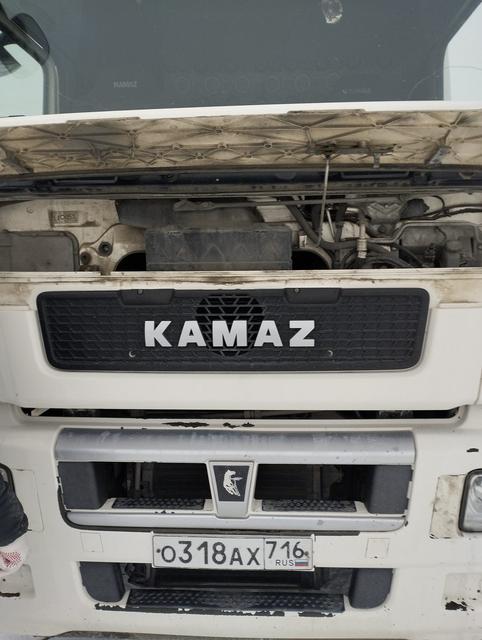 КАМАЗ Седельный тягач КАМАЗ 5490-801-DC (газодизель) — фото 2