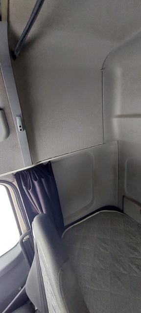 КАМАЗ Седельный тягач КАМАЗ 5490-801-DC (газодизель) — фото 49