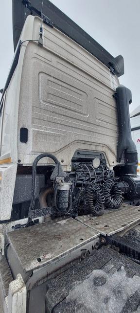 КАМАЗ Седельный тягач КАМАЗ 5490-801-DC (газодизель) — фото 28