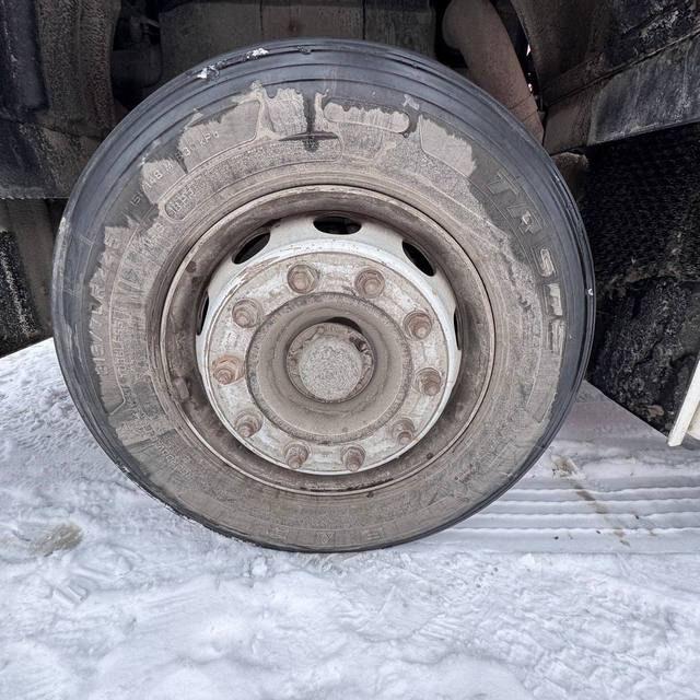 КАМАЗ Седельный тягач КАМАЗ 5490-801-DC (газодизель) — фото 8