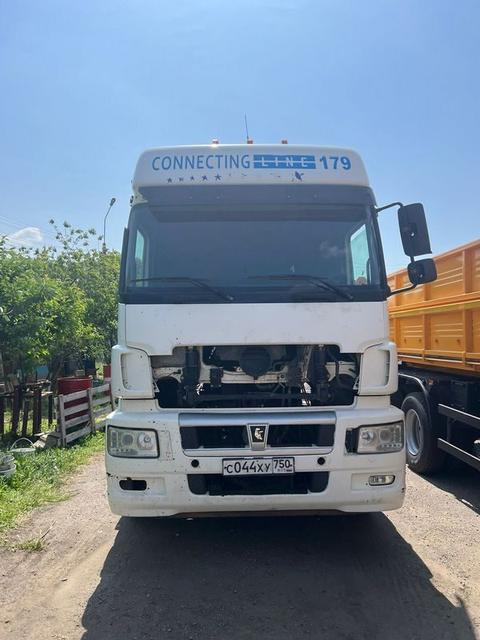 КАМАЗ Седельный тягач КАМАЗ 5490-892-DC (газодизель)