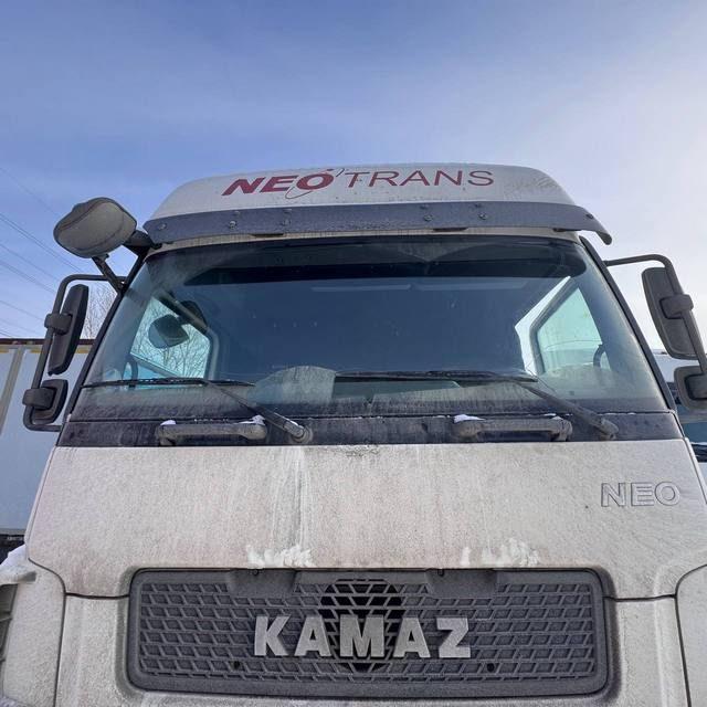 КАМАЗ Седельный тягач КАМАЗ 5490-801-DC (газодизель) — фото 5