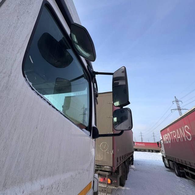 КАМАЗ Седельный тягач КАМАЗ 5490-801-DC (газодизель) — фото 18