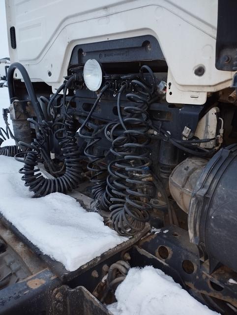 КАМАЗ Седельный тягач КАМАЗ 5490-801-DC (газодизель) — фото 21