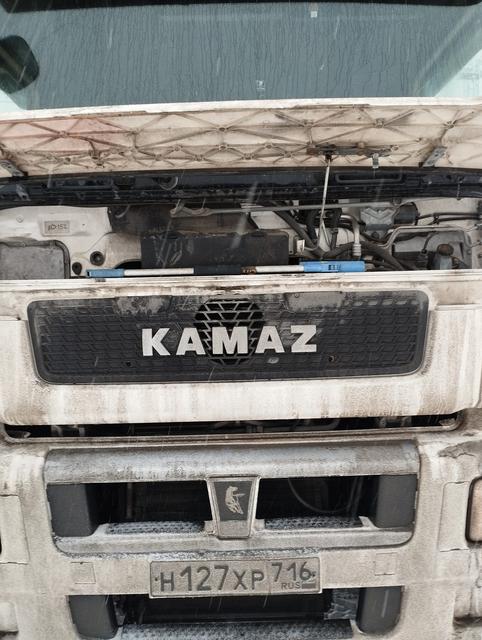 КАМАЗ Седельный тягач КАМАЗ 5490-801-DC (газодизель) — фото 2
