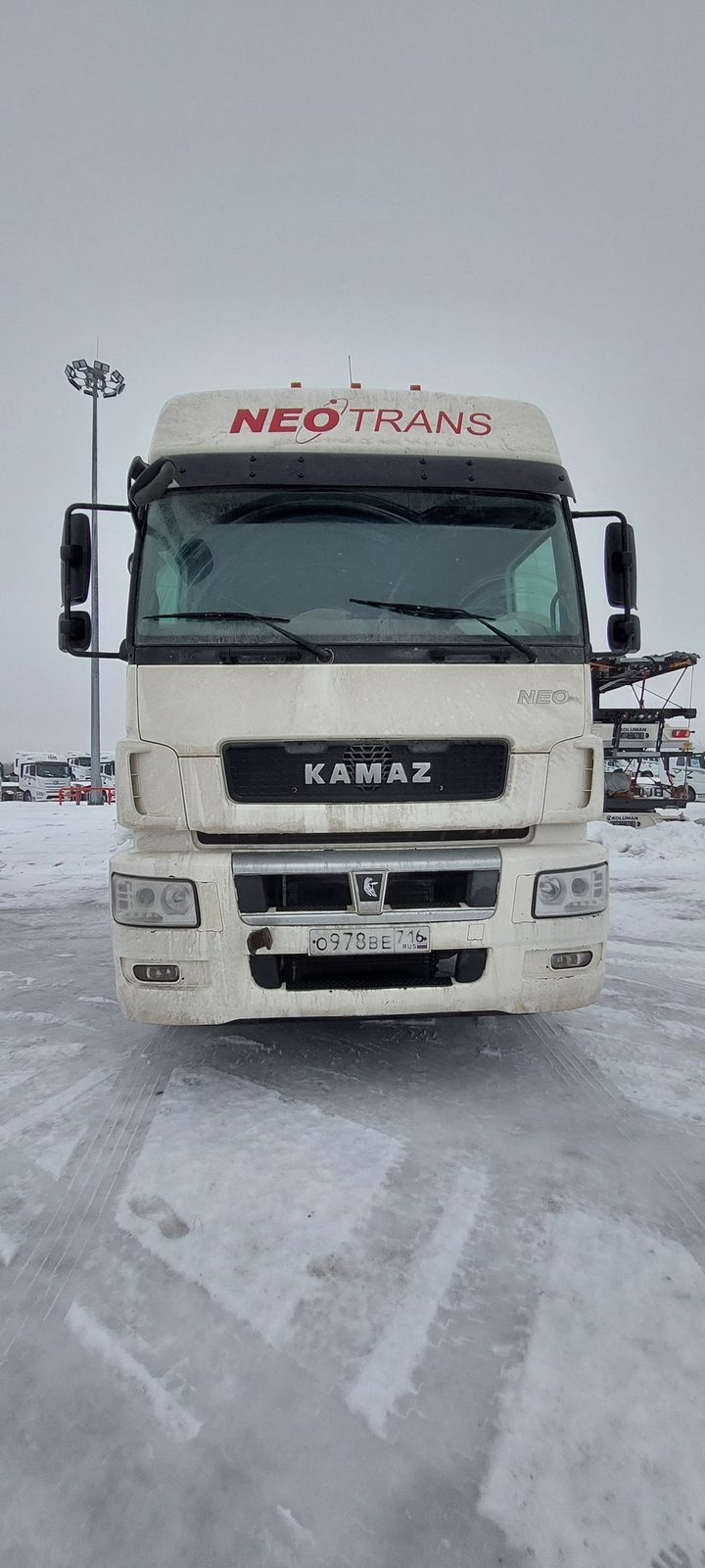 КАМАЗ Седельный тягач КАМАЗ 5490-801-DC (газодизель)