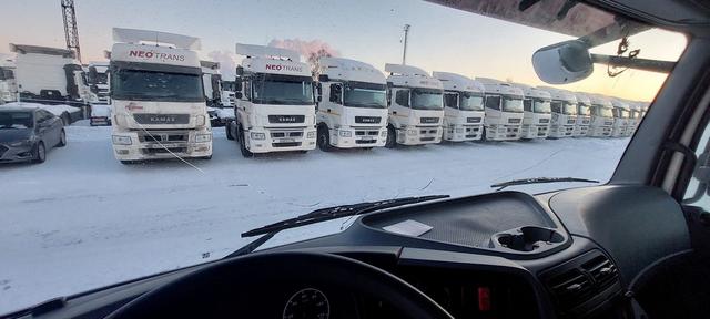 КАМАЗ Седельный тягач КАМАЗ 5490-801-DC (газодизель) — фото 34