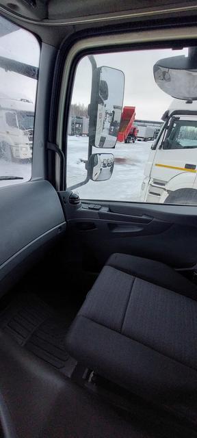 КАМАЗ Седельный тягач КАМАЗ 5490-801-DC (газодизель) — фото 34