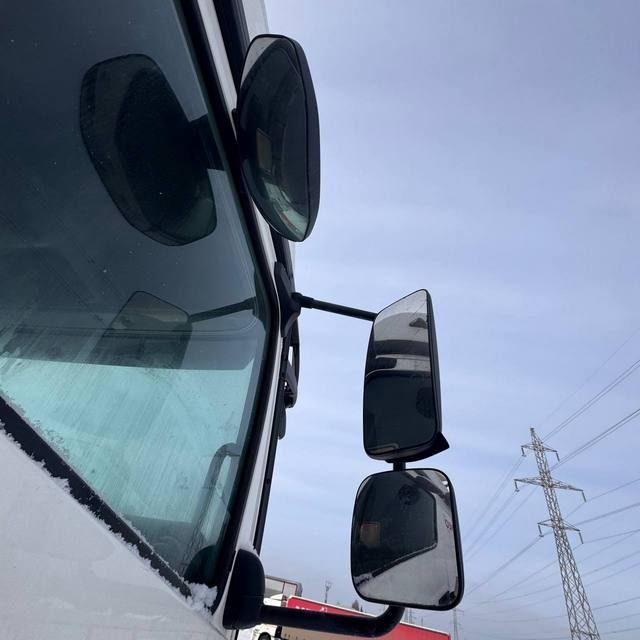 КАМАЗ Седельный тягач КАМАЗ 5490-801-DC (газодизель) — фото 20