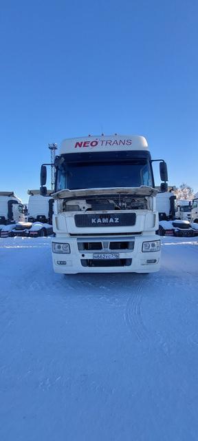 КАМАЗ Седельный тягач КАМАЗ 5490-801-DC (газодизель)