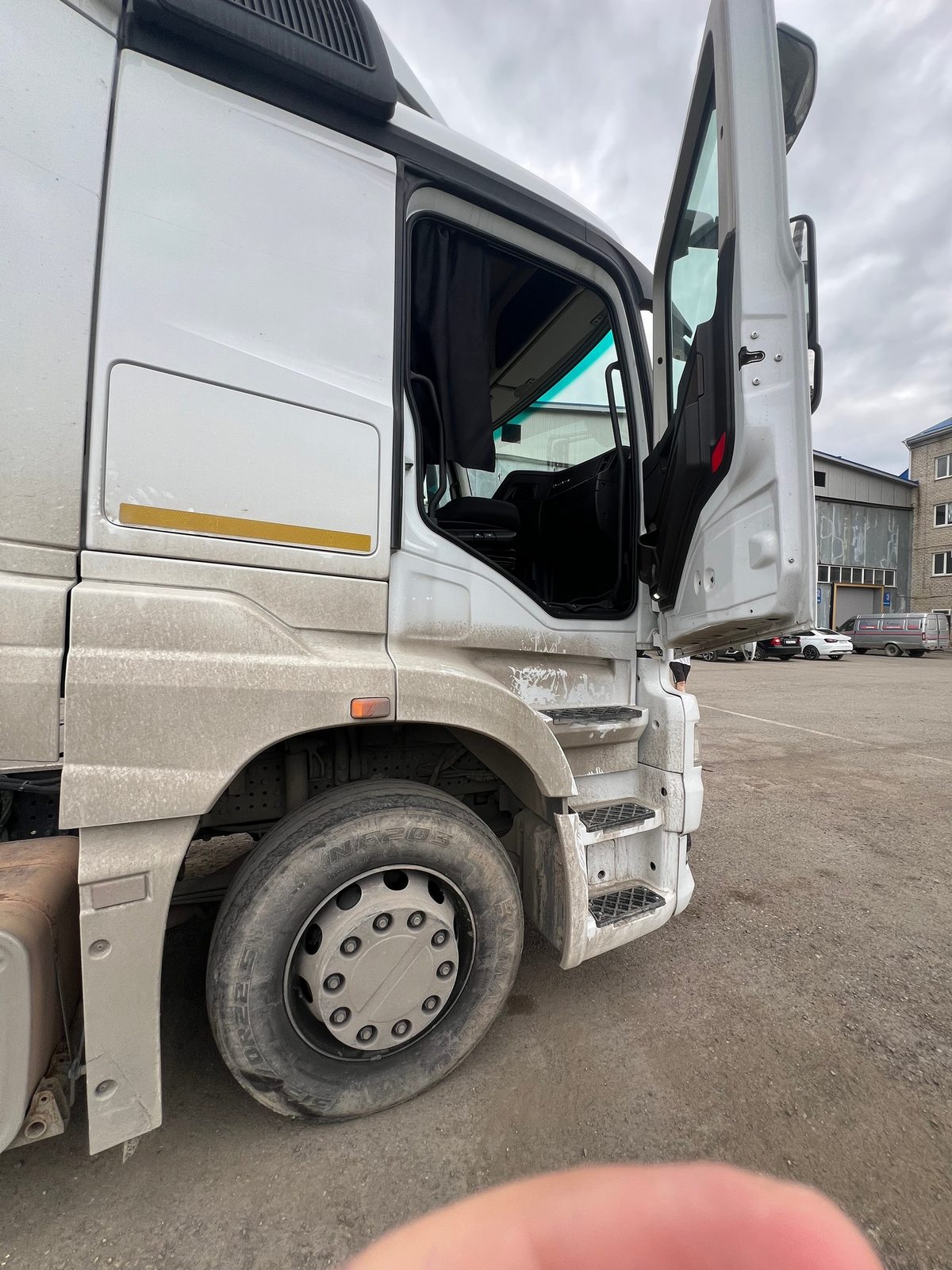 КАМАЗ Седельный тягач КАМАЗ 54902-764-49 (B5) (T1940)