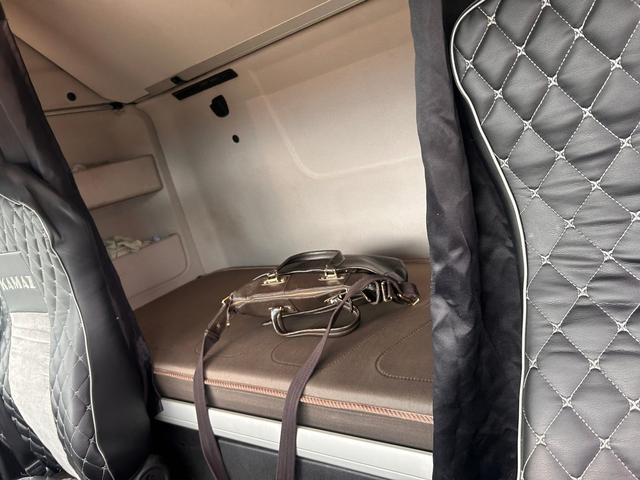 КАМАЗ Седельный тягач КАМАЗ 54901-014-94 — фото 30