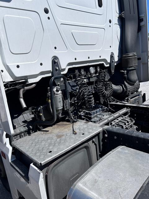 КАМАЗ Седельный тягач КАМАЗ 54901-70014-СА — фото 29