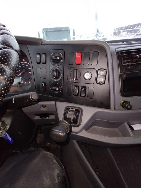 КАМАЗ Седельный тягач КАМАЗ 5490-801-DC (газодизель) — фото 49